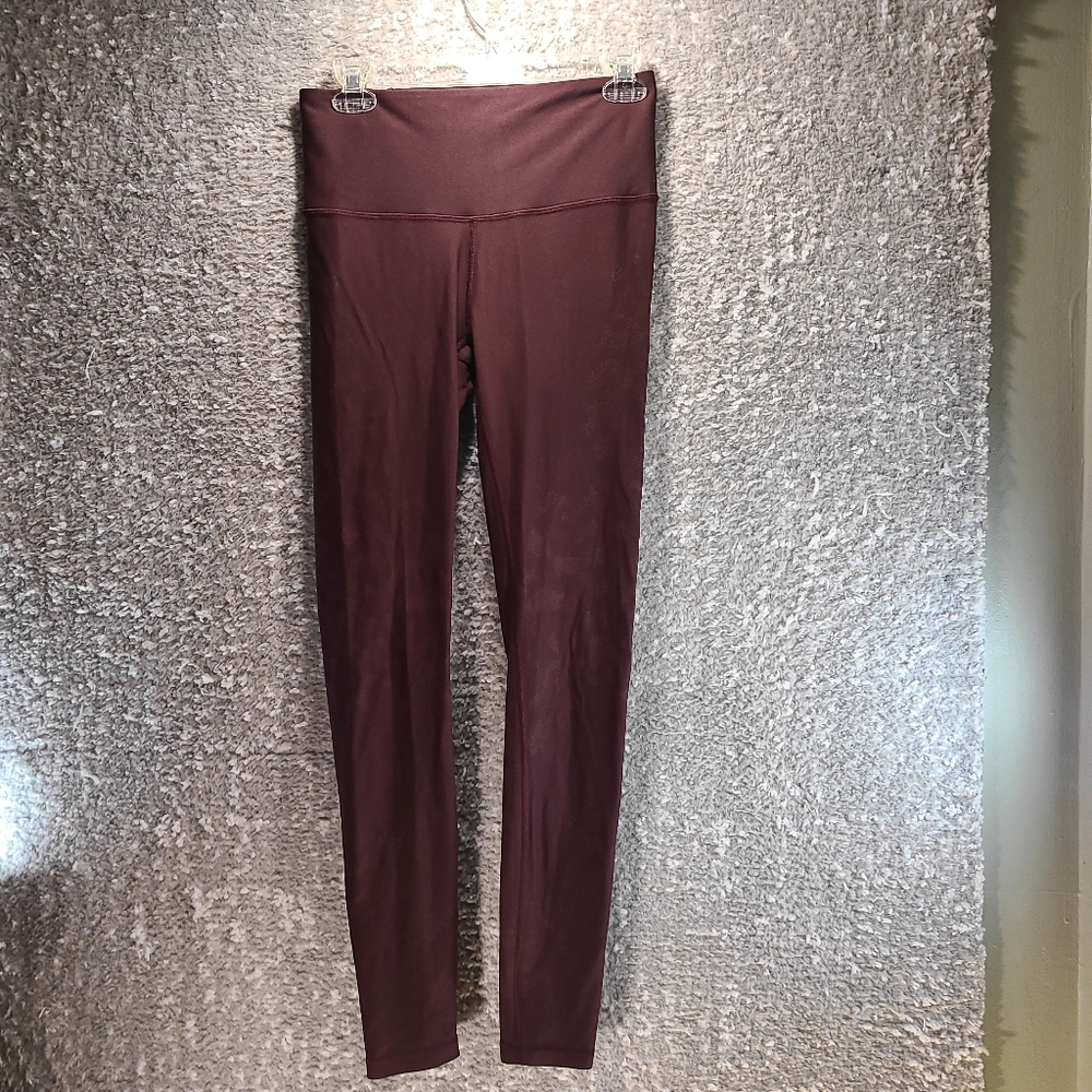 Lululemon Leggings Size‎ 8 Wine Purple Back Pocket Camo Pattern
